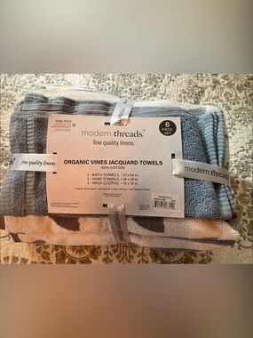 Organic Vines Jacquard Towels - Blue & Cream (6-Piece)